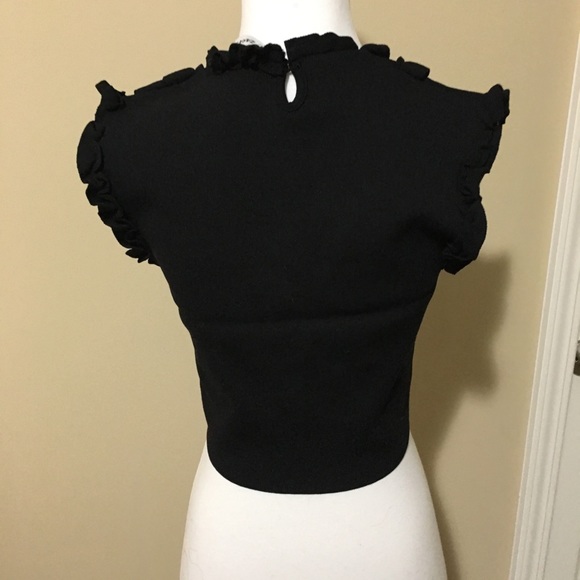 Short sleeve - Picture 2 of 3